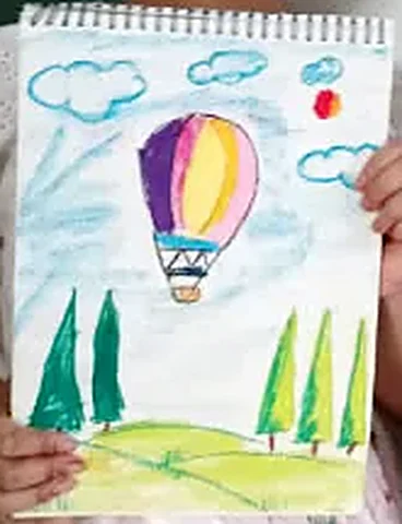 Student drawing of a hot air balloon